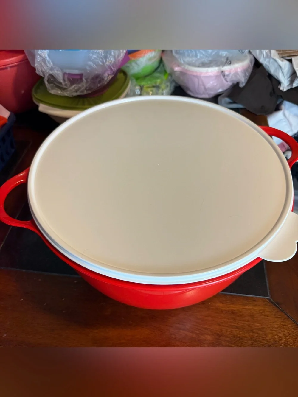 Tupperware Thatsa Bowl 59 cups